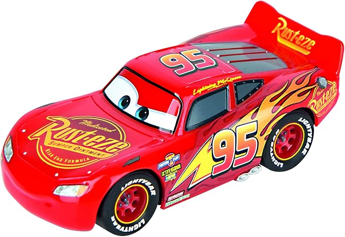Carrera First Disney Cars Slot Car Race Track Set – Lightning McQueen | Battery-powered slot car track, Lightning McQueen toy for kids 3+, includes McQueen & Cruz, beginner-friendly, easy setup