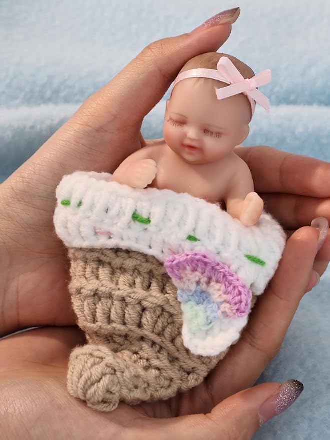 4inch Mini Platinum Silicone Reborn Baby Doll, Tiny Silicone Baby Dolls，Realistic Newborn Baby Dolls Full Body Stress Relief, Decoration, Gifts, Collectible