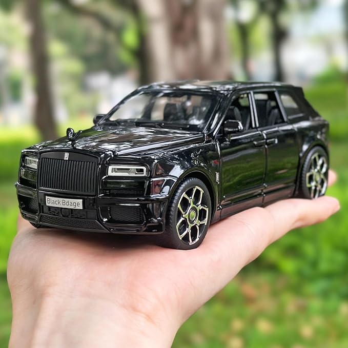 OANMYJJO Collectibles Exquisite Car Model 1:32 Rolls-Royce Cullinan Die Cast Metal Model Cars,Pull Back Toy Cars with Light and Sound,Cars Toys Gifts for Age 3+ Year Old Boys（Black）