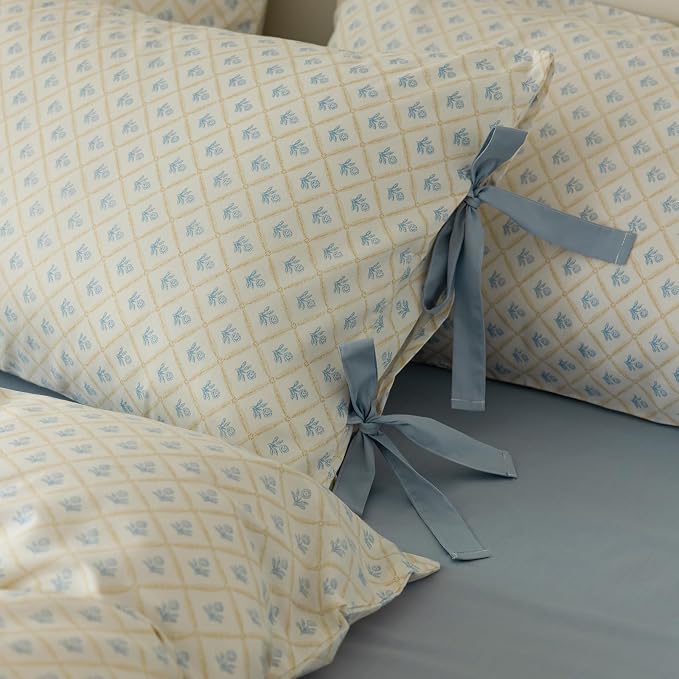 Blue Floral Comforter Queen Comforter Set Cute Blue Flower Bedding Comforter Set for Kids Girls Chic Floral Cottagecore Bedding Set Vintage Botanical Comforter with 2 Bowknot Bow Tie Pillowcases