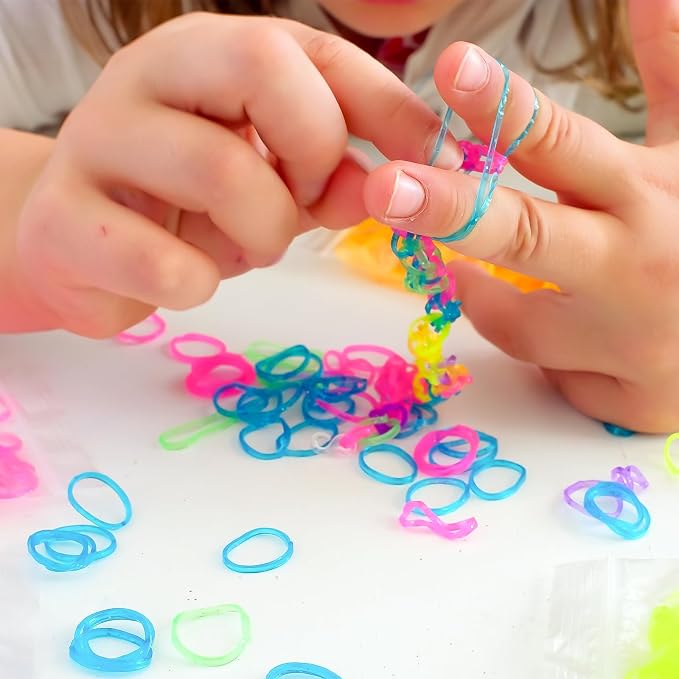 XKDOUS 24 Colors Rubber Band Bracelet Kit, Bracelet Making Kit for Art and Craft, Rubberband Bracelets kit for Kids Ages 6+