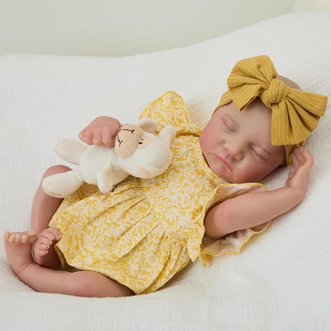FOCKOF Realistic Reborn Baby Dolls-18 Inch Realistic Baby Doll Girls Soft Vinyl Body Reborn Baby with Gift Box for Kids Age 3+