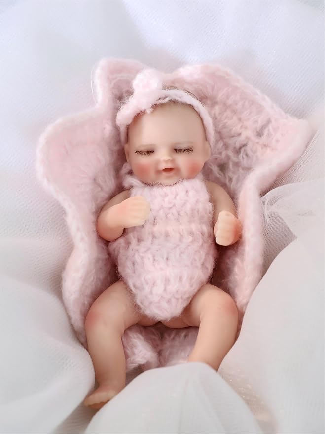 5 inch Mini Platinum Silicone Reborn Baby Doll, Tiny Silicone Baby Dolls，Realistic Newborn Baby Dolls Full Body Stress Relief, Decoration, Gifts, Collectible