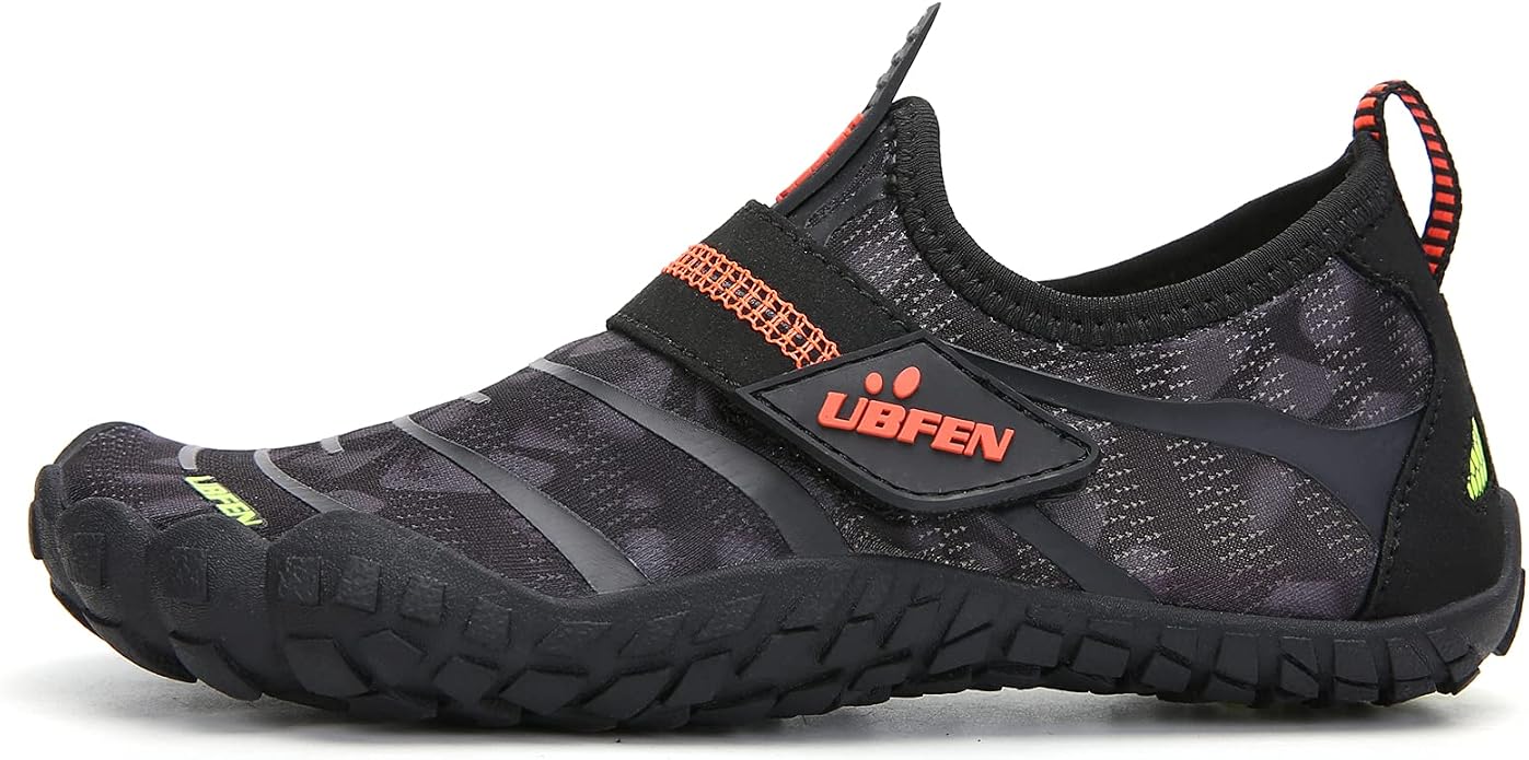UBFEN Water Shoes for Kids Boys Girls Aqua Socks Barefoot Beach Sports Swim Pool Quick Dry Lightweight Toddler Little Big Kid