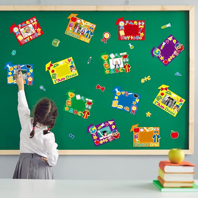 chiazllta 30 Packs Craft Kits Congrats Grad DIY Picture Frame Craft Art 2026 Party Favor Decorations for 15+