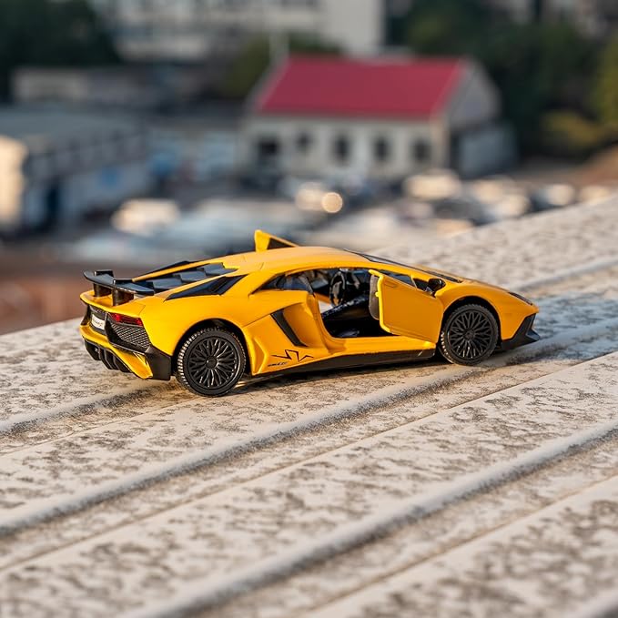 TGRCM-CZ 1/36 Scale Lamborghini Aventador LP770-4 Casting Car Model, Zinc Alloy Toy Car for Kids, Pull Back Vehicles Toy Car for Toddlers Kids Boys Girls Gift (Yellow)