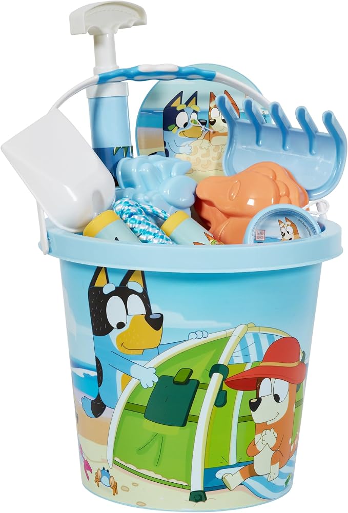 Little Kids Bluey Beach Toys Set | 9pc Sand Toys & Beach Bucket | Ages 3-10, Medium