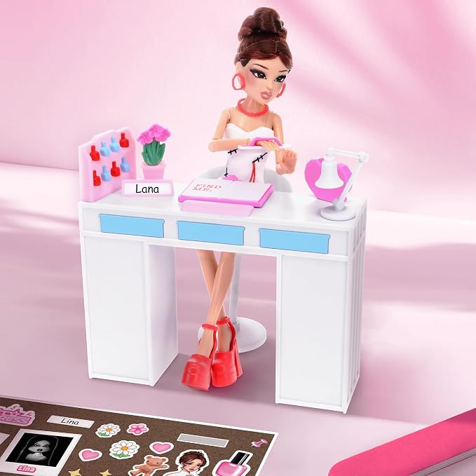 Dress To Impress — Lana Deluxe Fashion Doll Set — Series 1 Wave 1 — 11.5-Inch Tall Doll — Doll Playset, Accessories, Collector Card — Includes DLC Codes — Officially Licensed Set by PhatMojo