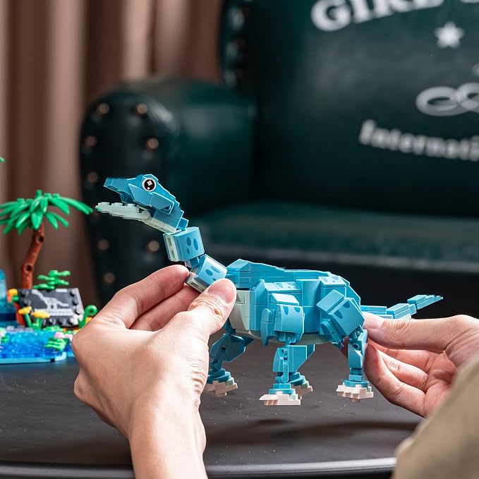 UNCLE BRICK Dinosaur World Building Block Set,Brachiosaurus Dinosaur Park Sets for Boys and Girls 8-12,Brachiosauru Building Sets,Home or Office Décor Sets for Boys 8-14(559pcs)