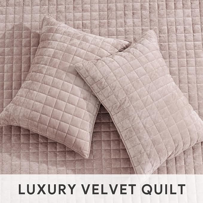 RECYCO Luxury Velvet Quilt Set Full Queen Size Bedding Sets, Ultra Soft Velvet Comforter Set, Lightweight Channel Box Stitch Oversized Bedspread Coverlet for All Season, with 2 Shams, Rose Pink