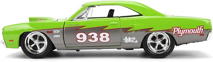Jada Toys Bigtime Muscle 1:24 1970 Plymouth Road Runner Die-cast Car – Opening Doors, Hood, Trunk, Rubber Tires(Glossy Green)