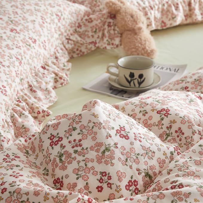 Girls Floral Comforter Set Twin XL Pink Red Flower Comforter Boho Vintage Floral Bedding Comforter with 2 Ruffle Pillow Shams Botanical Bedding Cottagecore Comforter Set Twin XL Bed for Teens Girls