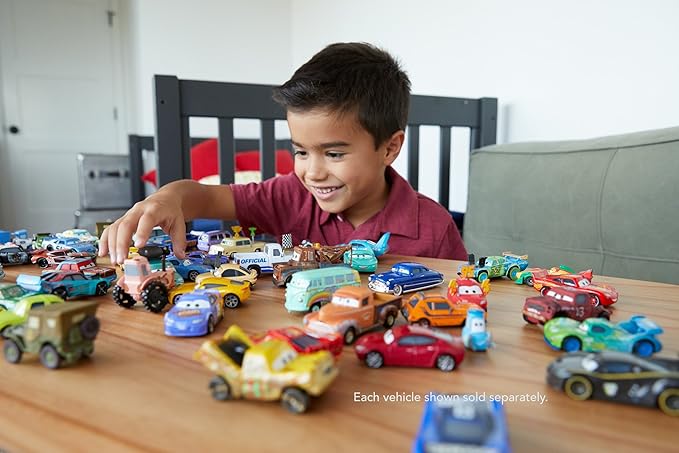 Disney/Pixar Cars Die-Cast Oversized Ambulance Vehicle