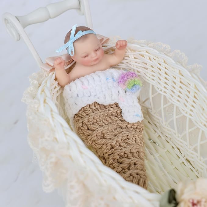 4inch Mini Platinum Silicone Reborn Baby Doll, Tiny Silicone Baby Dolls，Realistic Newborn Baby Dolls Full Body Stress Relief, Decoration, Gifts, Collectible