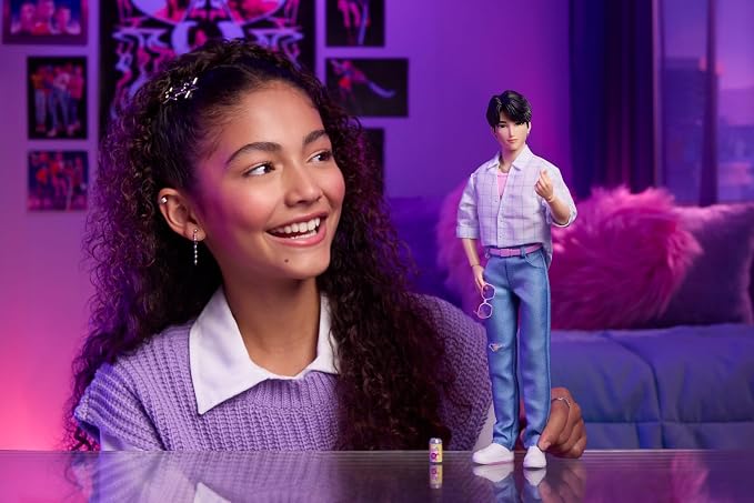 Mattel Kpop Demon Hunters Saja Boys Jinu Fashion Doll in “Soda Pop” Performance Look with 2 Accessories, Inspired by the Movie
