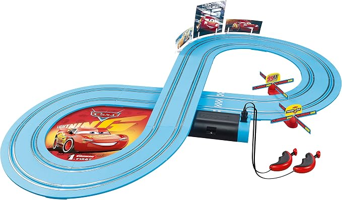Carrera First Disney Cars Slot Car Race Track Set – Lightning McQueen | Battery-powered slot car track, Lightning McQueen toy for kids 3+, includes McQueen & Cruz, beginner-friendly, easy setup