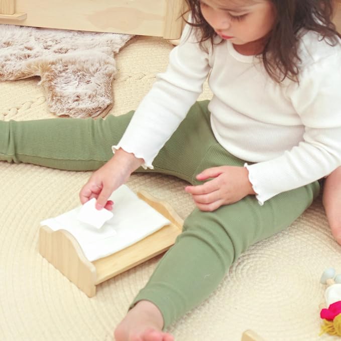PlanToys® Wooden Victorian Bedroom Set | Montessori Dollhouse Furniture for Daily Routine Play, Social Skills & Imaginative Storytelling | Eco Friendly Wooden Bedroom Accessories for Dollhouse