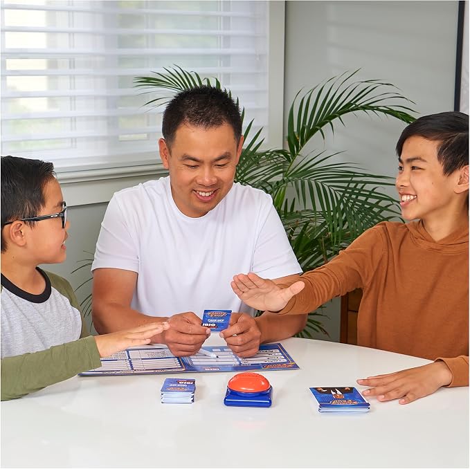 Spin Master Family Feud Big Buzzer Game, Amazon Exclusive “Buzz in” with The Electronic Buzzer Board Game for Hilarious Family Fun, Ages 8 and up