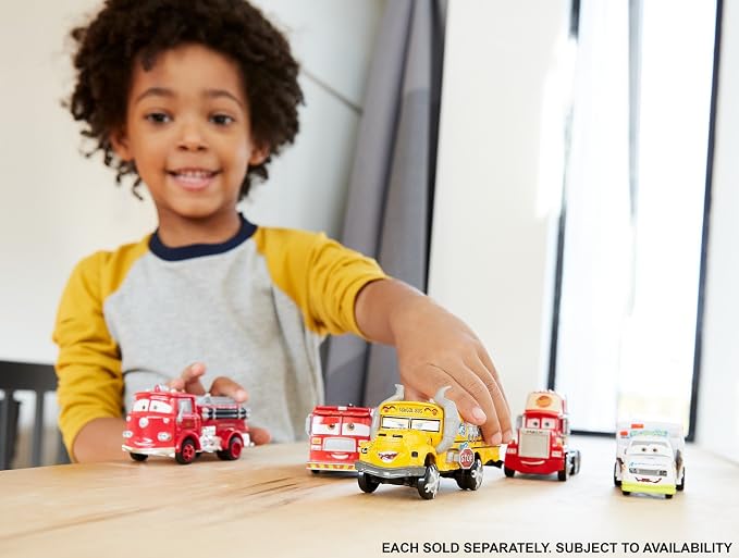 Disney/Pixar Cars Die-Cast Oversized Ambulance Vehicle