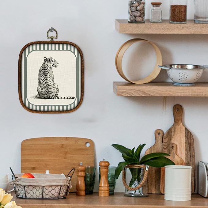 WULQYING Vintage Sitting Tiger Wall Art Decor, Retro Animal Theme Square Framed Canvas Art Prints, Modern Tiger Gifts Wall Hanging Decor for Gallery Home Living Room Apartment, 5.7x6.5 Inches