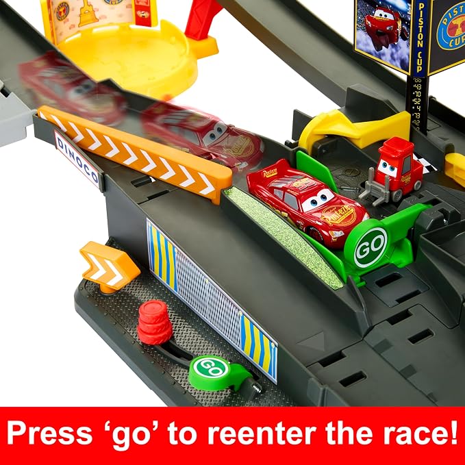 Mattel Disney Pixar Cars Track Set, Piston Cup Action Speedway Playset with 1:55 Scale Lightning McQueen Die-Cast Toy Car