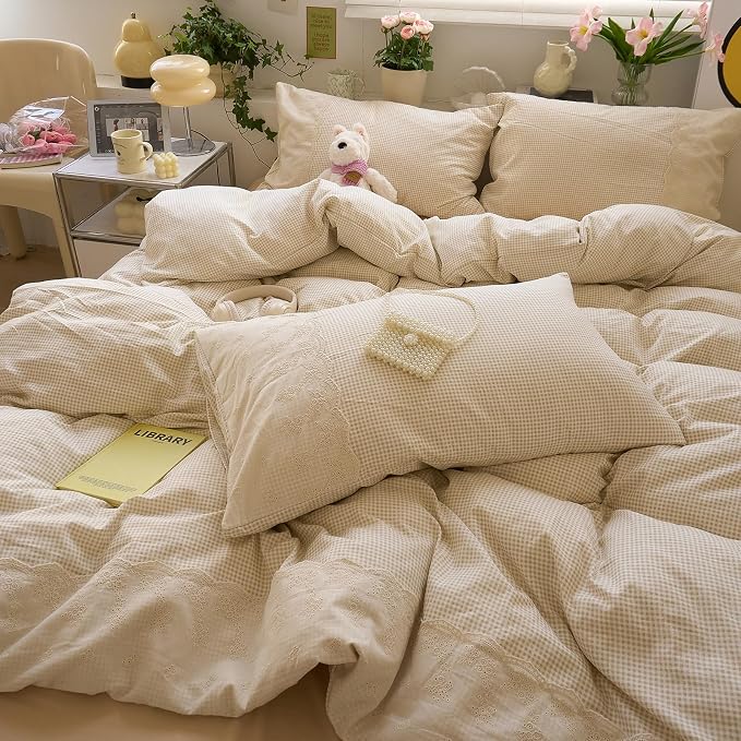 LifeTB Tan Gingham Comforter Set Twin XL Princess Lace Style Vintage Plaid Checkered Comforter with 2 Pillowcases Fluffy Soft Breathable Farmhouse Grid Bedding Set Beige Taupe Plaid Comforter Set