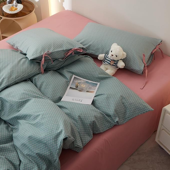 LifeTB Vintage Green Floral Comforter Set Queen, 3 Pieces Aesthetic Pink Flowers Comforter with 2 Bowknot Pillowcases, Cottagecore Floral Bedding Set Farmhouse Botanical Comforter for All Seasons