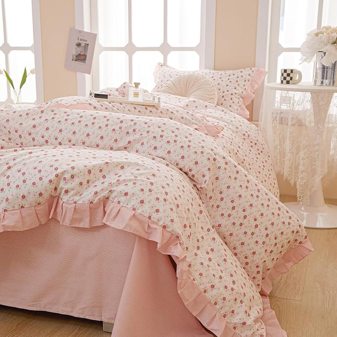 Pink Floral King Comforter Set Chic Flower Bedding Ruffled Comforter Set King Vintage Garden Floral Comforter with Lace Reversible Flower Botanical Comforter Fluffy All Seasons Bedding Set King