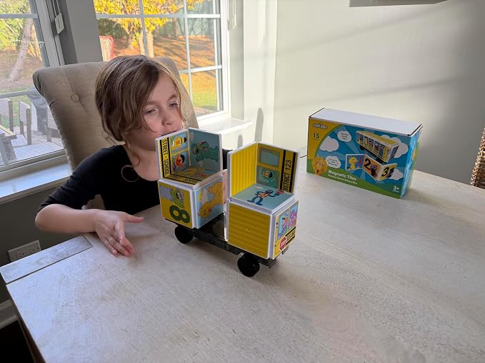 CreateOn “Sesame Street” Toy, Magnetic Kids’ Building Toys from “Sesame Street” Books, School Bus Magnet Tiles, Educational Toys for Ages 3+, 14 Pieces