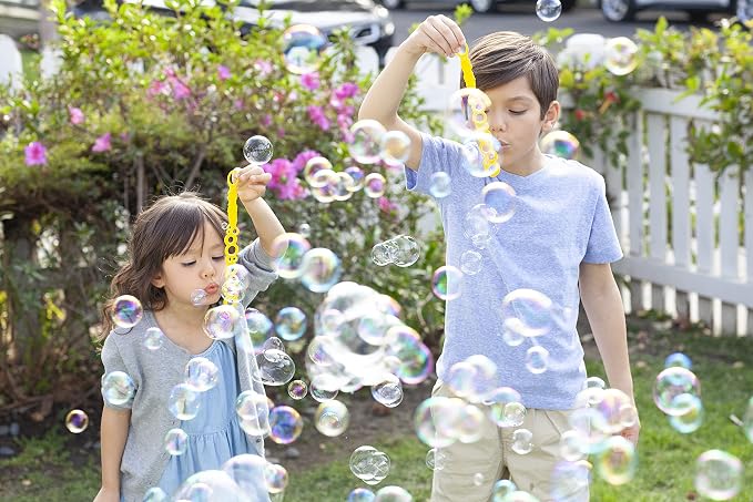 Gazillion Giant Bubble Solution 1 L – Creates Huge, Extra‑Elastic Bubbles, Safe & Non‑Toxic, Includes 7‑in‑1 Bubble Wand, Outdoor Refill for Wands, Machines & Kids’ Party Fun Ages 3 +