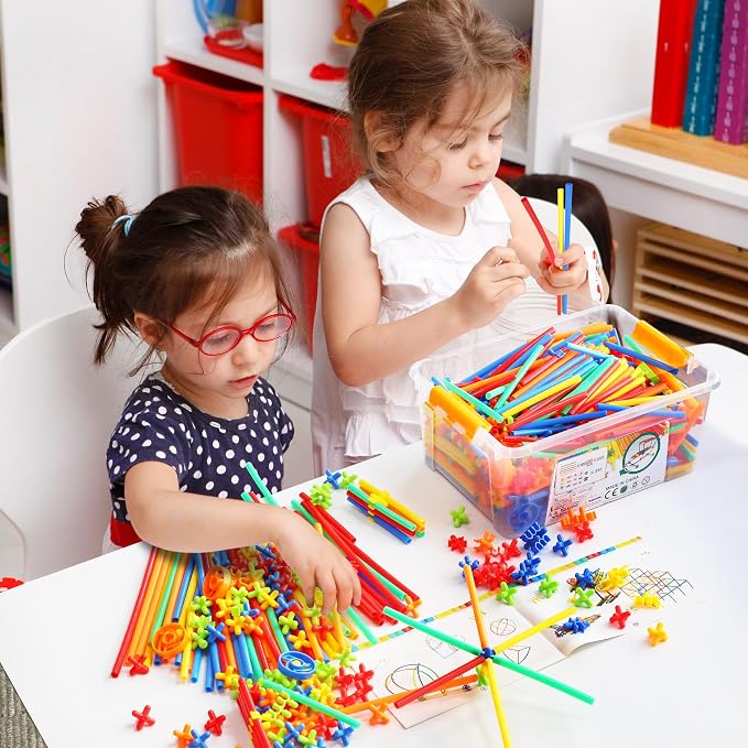 600Pcs STEM Building Toys,Straw Constructor Building Blocks Toy,Develops Motor Skills and Logic Thinking,Classroom Must Haves Creativity Preschool Toy for Kids Aged 3+,Great Gift for Kids