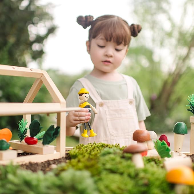 PlanToys® Wooden Service Worker Doll | Poseable 1:12 Scale Character Figure with Toolbox for Dollhouse Play, Repair Scenarios & Social Interaction | Eco Friendly Montessori Pretend Play Figure
