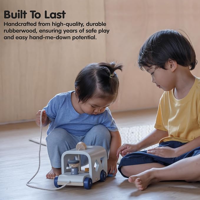 PlanToys® Wooden Shape Sorting Bus Toy for Kids Ages 3+ | Montessori Pull Along & Colour Learning Activity for Sorting, Coordination & Fine Motor Skills | Eco-Friendly Educational Playset