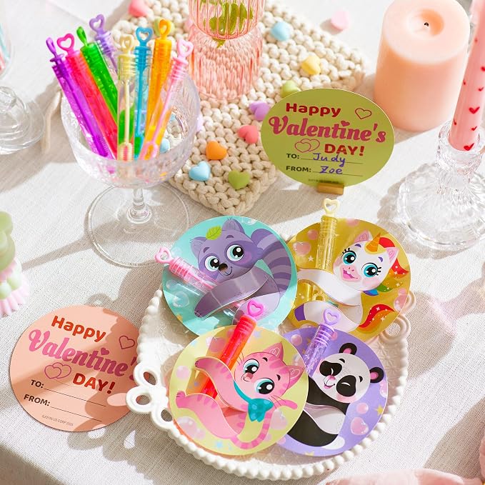 JOYIN 32 Pcs Valentine's Day Gift Cards with Mini Bubble Wands for Kids, Bubble Wands with Animal Themed Cards, Valentine's Day Gifts for Kids Classroom Prize Treats Party Favor Goodie Bag Stuffers