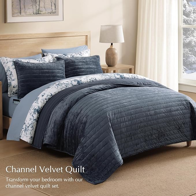 WRENSONGE Velvet Queen Quilt Set-3 Pieces Blue Grey Luxurious Velvet Striped Channel Comforter with 2 Shams, Soft Bedspread Coverlet Quilted Bedding Set for All Season