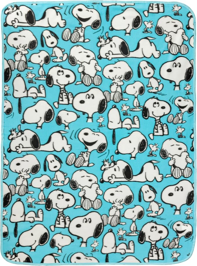 Silver Buffalo Peanuts Snoopy Multi Pose Expression 45" x 60" Fleece Throw, Soft and Cozy Blanket, 180 GSM