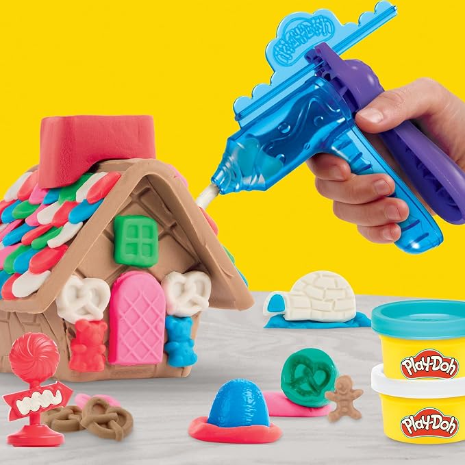Play-Doh Builder Mini Gingerbread House, Arts & Crafts Toy Building Kit, Multi-Season Set with 8 Play-Doh Cans for Kids Ages 5+ (Amazon Exclusive)