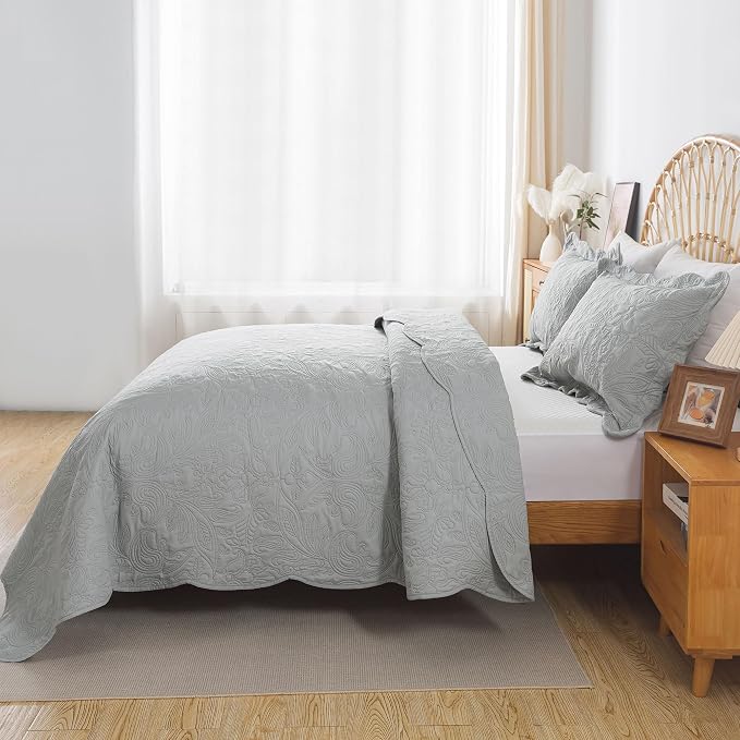 HoneiLife King Quilt Bedding Set - 3 Piece Microfiber Quilt Sets Lightweight Bedspreads Reversible Coverlets Retro Bed Cover Quilt King Size All Season Quilts-Light Grey