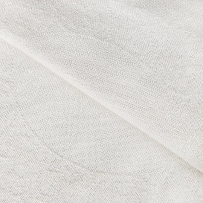 Superior Cotton Blend Bedspread Set, Includes 1 Tailored Bedspread and 2 Matching Pillow Shams, Lightweight Blanket, Bedding Decor, Jacquard Vintage Floral Mandala, Lyron Collection, Full, Off-White