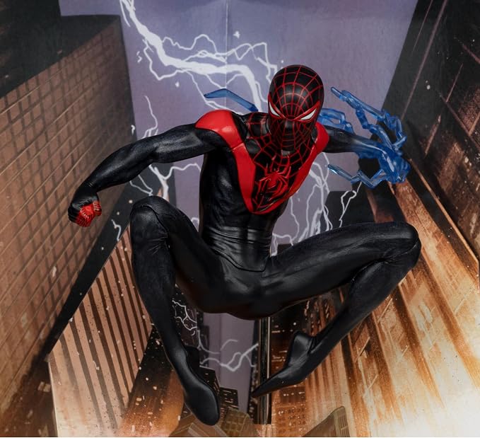 McFarlane Toys - Marvel Spider-Man 1:10th Scale Collectible with Scene (Miles Morales: Spider-Man #1)
