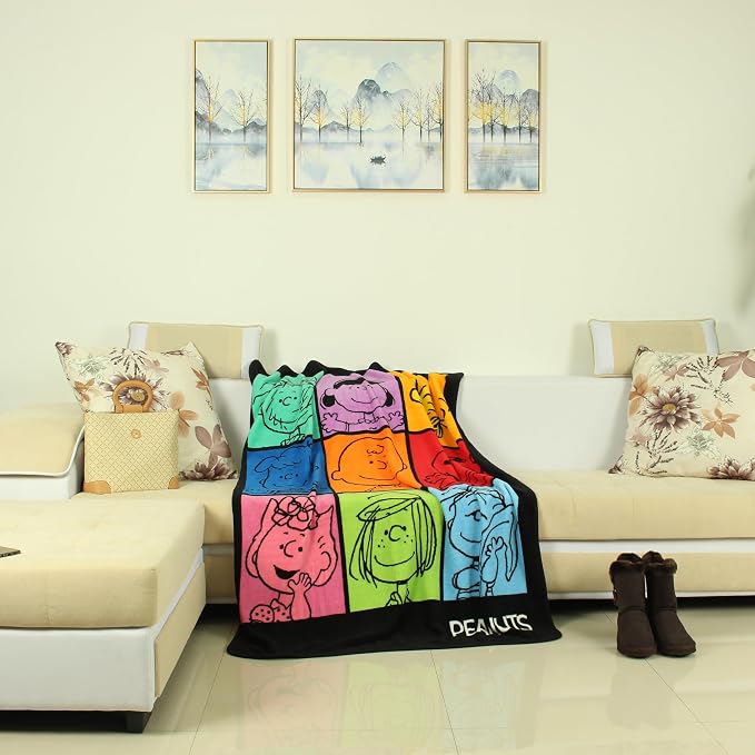 Silver Buffalo Peanuts Featuring Pig-Pen, Lucy, Woodstock, Schroeder, Charlie Brown, Snoopy, Sally, Peppermint Patty, and Linus 45” x 60” Fleece Throw, Soft and Cozy Blanket, 250 GSM