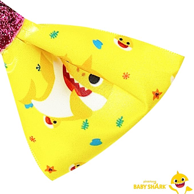 Baby Shark Kids Hair Bows - Hair Accessories Gift Set - 7 Pcs 4 Inch Bundle - Hair Bows for Girls - Different character on each clip - Alligator Clip - Ages 3 +
