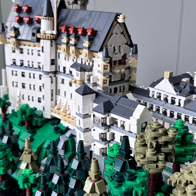 Castle Building Sets for Adults, 6786 Pcs Giant Neuschwanstein Castle Architecture Modular Buildings, Ideals Celebration Day for History Enthusiasts