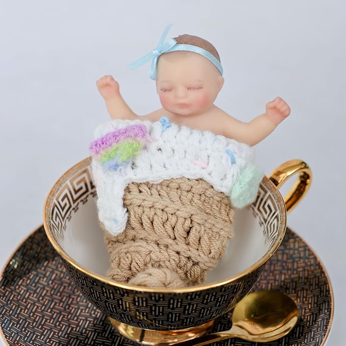 4inch Mini Platinum Silicone Reborn Baby Doll, Tiny Silicone Baby Dolls，Realistic Newborn Baby Dolls Full Body Stress Relief, Decoration, Gifts, Collectible