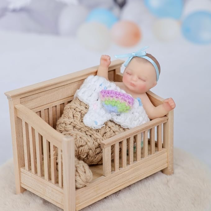 4inch Mini Platinum Silicone Reborn Baby Doll, Tiny Silicone Baby Dolls，Realistic Newborn Baby Dolls Full Body Stress Relief, Decoration, Gifts, Collectible
