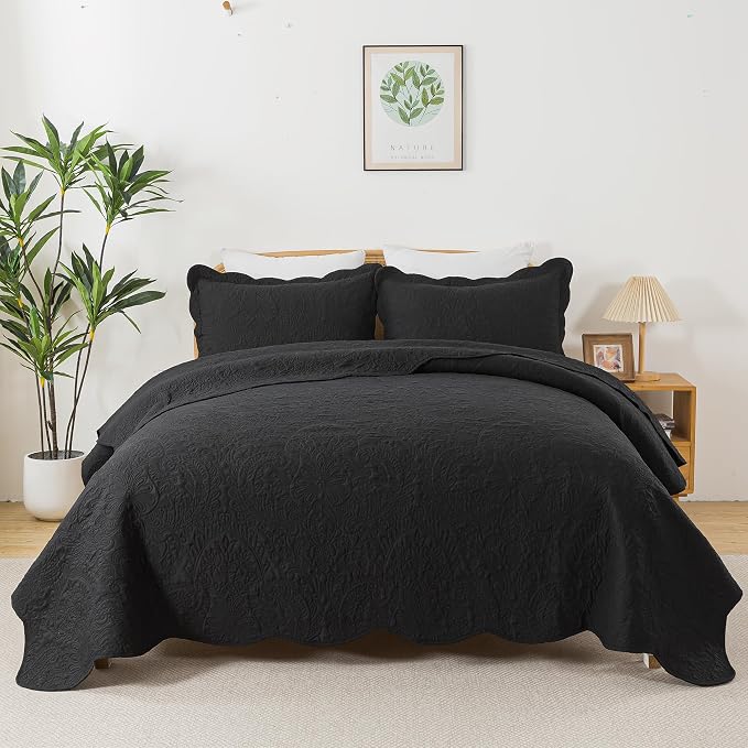 HoneiLife Queen Quilt Bedding Set - Microfiber Quilt Sets for Queen Bed, 3-Piece Lightweight Bedspreads,Reversible Coverlets Rustic Bedlinen Sets, Floral Bedding Set All Season Quilts-Black