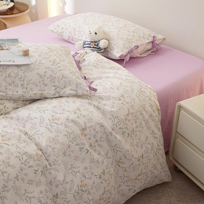 Vintage Floral Comforter Set Full Size, Cottagecore Aesthetic Cute Flower Pattern Comforter for All Seasons, Lightweight Coquette Bedding Set Flowers Botanical Comforter with 2 Bow Ties Pillowcases