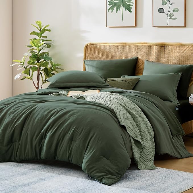 WRENSONGE California King Size Comforter Set- 7 Pieces Deep Green Bed in a Bag with Comforter, Fitted Sheet, Flat Sheet, 2 Pillow Shams, 2 Pillowcases, Warm Bedding Sets for All Season