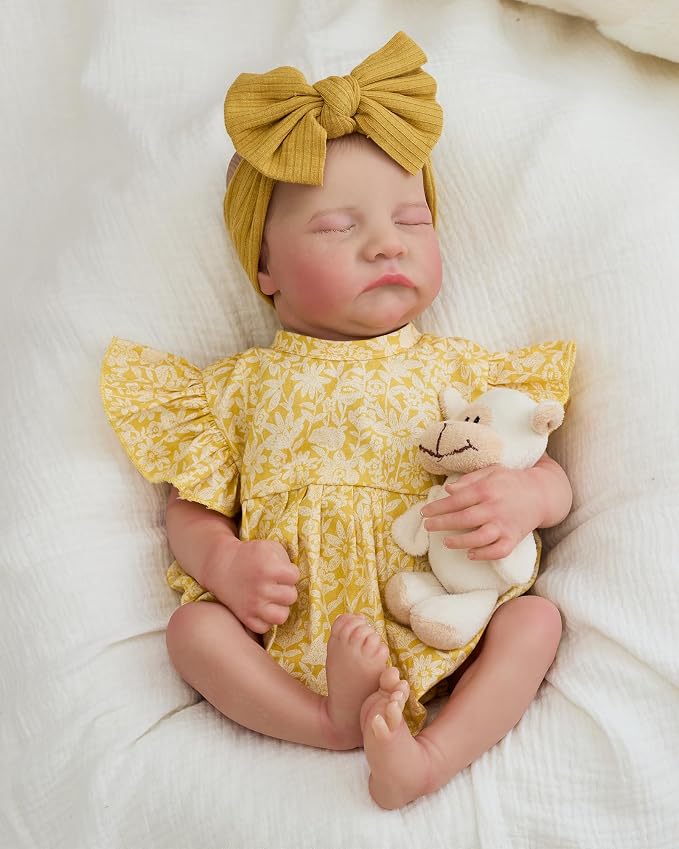 FOCKOF Realistic Reborn Baby Dolls-18 Inch Realistic Baby Doll Girls Soft Vinyl Body Reborn Baby with Gift Box for Kids Age 3+