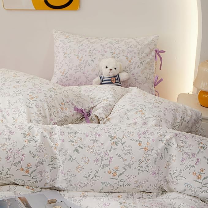 Vintage Floral Comforter Set Full Size, Cottagecore Aesthetic Cute Flower Pattern Comforter for All Seasons, Lightweight Coquette Bedding Set Flowers Botanical Comforter with 2 Bow Ties Pillowcases